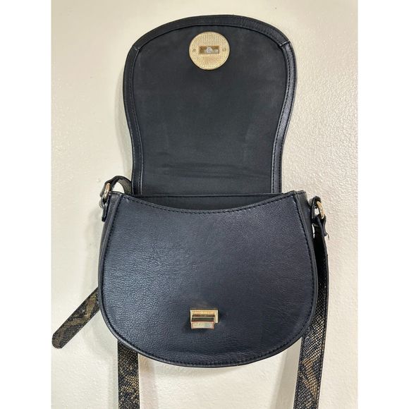 Neiman Marcus Crossbody Black and Gold Embossed Snakeskin Design Saddlebag Purse - Picture 4 of 8